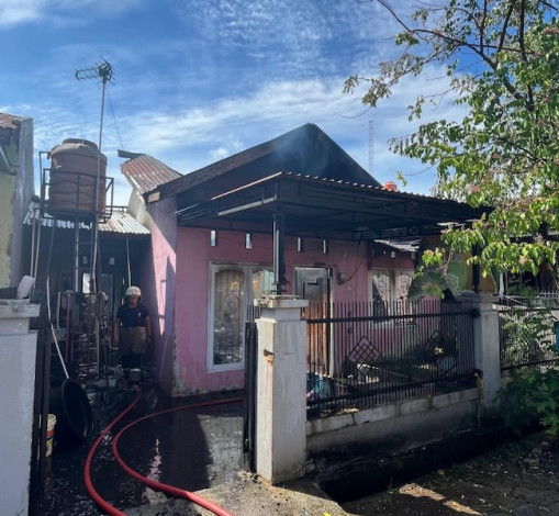 Kebakaran Hebat di Marpoyan Damai Pekanbaru, Kerugian Capai Rp300 Juta