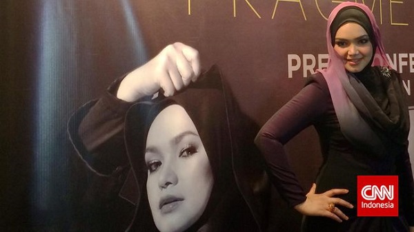 Siti Nurhaliza Melahirkan Anak Pertama