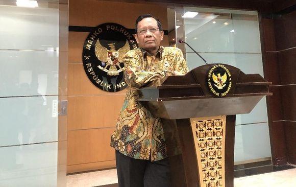 Mahfud: Beri Kesadaran Masyarakat, Virus Corona Sangat Bahaya