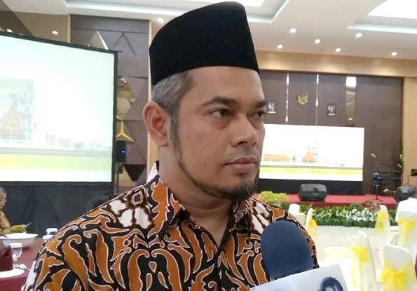 Jabat Tim Satgas Covid-19, Ketua DPRD Pekanbaru Ternyata Sering Plesiran ke Sumbar