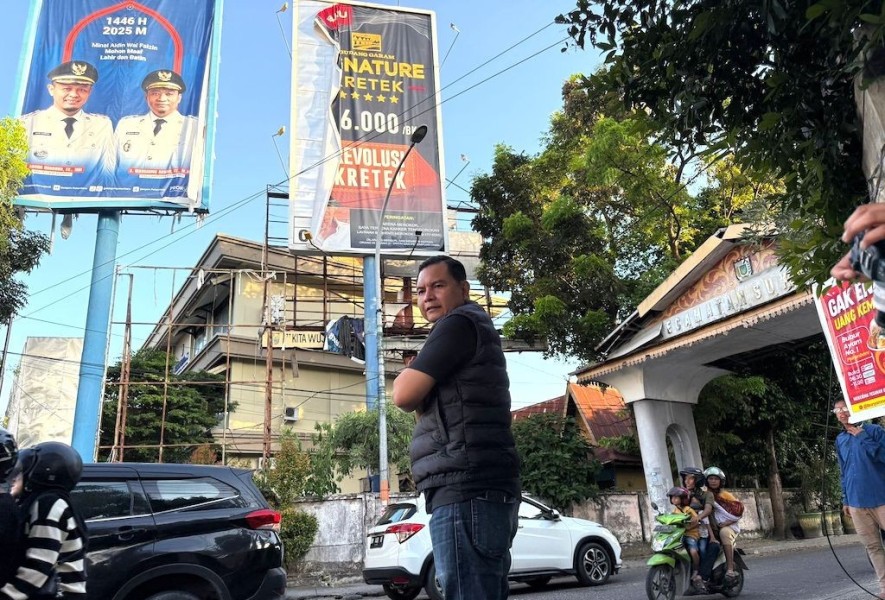 Bapenda Pekanbaru Tertibkan Reklame Rokok Sesuai Perda KTR