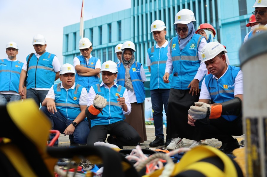 Jelang Idulfitri, PLN Siagakan 1.890 Personel dan 49 Posko Kelistrikan di Riau dan Kepulauan Riau