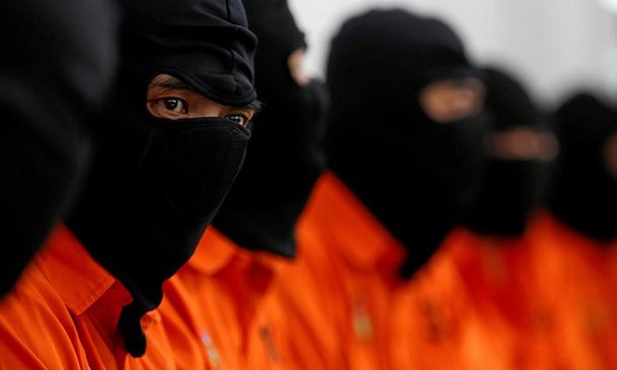 Polisi Tangkap 103 Warga China Penipu Online di Bali