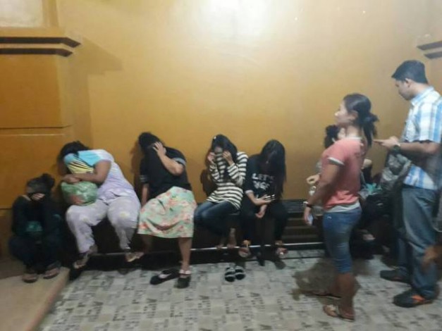 Satpol PP Jaring Puluhan Muda - Mudi dari Hotel Hingga Warnet