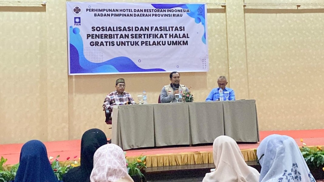 PHRI Riau Fasilitasi Sertifikasi Halal Gratis untuk 100 Lebih UMKM Binaan Hotel di Pekanbaru