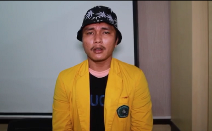 Pelaku yang Hancurkan Mobil Patroli Polisi saat Demo Omnibus Law Akui Bukan Mahasiswa