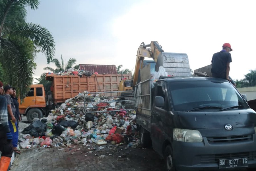 LPS Ambil Alih Pengangkutan Sampah, Angkutan Mandiri Dilarang Beroperasi