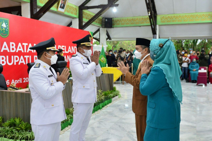 Zukri - Nasar Tancap Gas Tuntaskan Kasus Covid-19 di Pelalawan, Tak Nyaman dengan Zona Orange