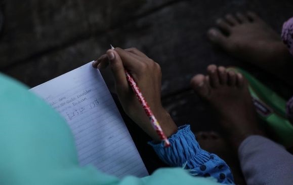 Tak Semua Murid Punya Gadget, Belajar dari Rumah Terkendala