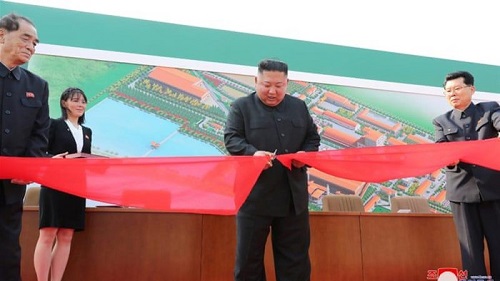 Kim Jong Un Akhirnya Muncul di Depan Publik Usai Dikabarkan Meninggal