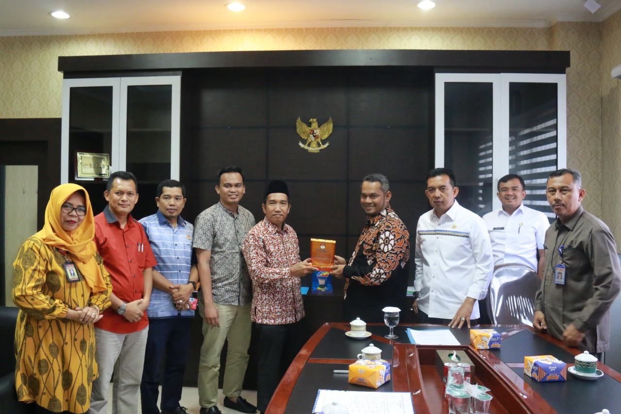 KPU Pekanbaru Silaturahmi Dengan Pimpinan DPRD