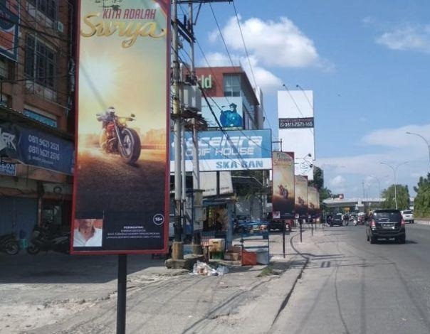 Penyelenggara Reklame di Jalan Tuanku Tambusai Pekanbaru Diberi Surat Peringatan