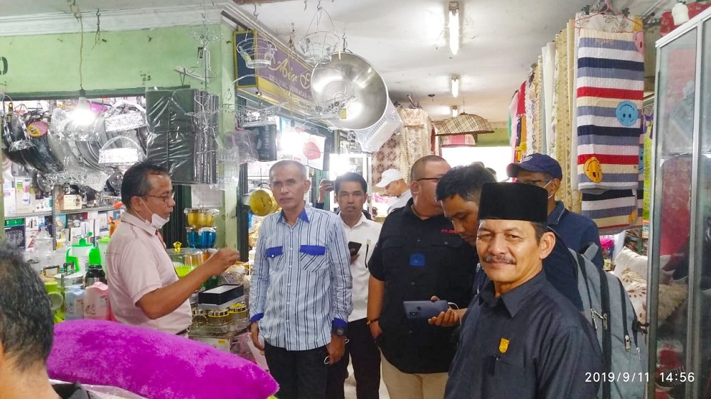 Dewan Sidak ke Pasar, Jual Beli di Pasar Bawah Melemah