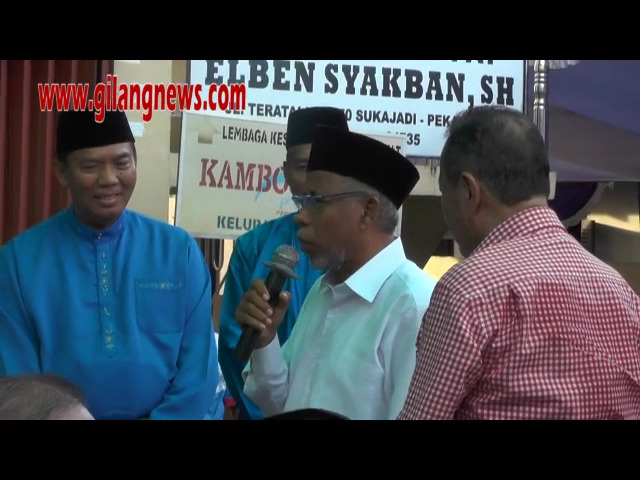 Santunnya Firdaus - Ayat, Berdiri Ketika Tokoh Riau Ini Berbicara