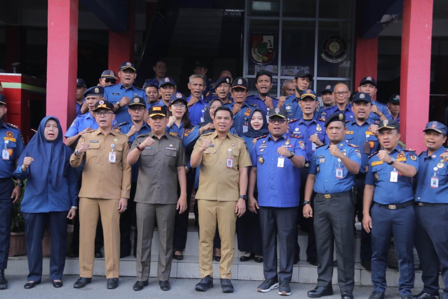 DPKP Pekanbaru Diminta Tingkatkan Koordinasi dengan PLN untuk Antisipasi Kebakaran