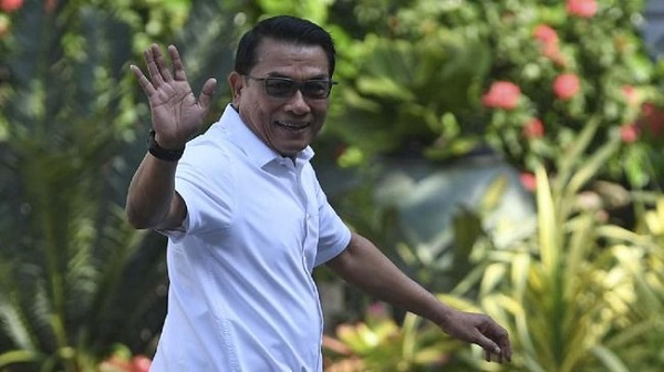 Jokowi Pertahankan 3 Pejabat Istana