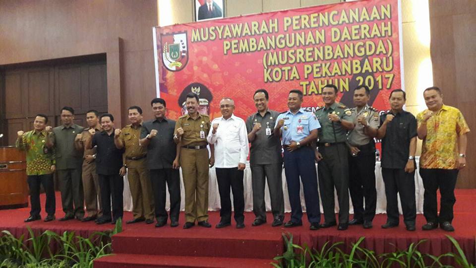 Hello... Pj Wako, Katanya Rasionalisasi, Kok Rapat Di Hotel Bintang 4