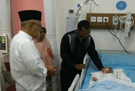 Pemprov Riau Tanggung Seluruh Biaya Berobat Warga Kampar Alhafizi di RSUD Arifin Achmad
