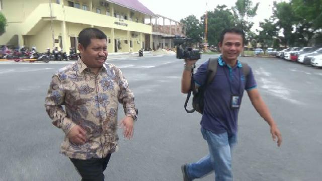 Bupati Bengkalis Amril Mukminin Sebut Uang Rp 1,9 Miliar yang Disita KPK Milik Pribadi