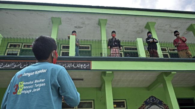 Lima Langkah Pencegahan Penularan Covid-19 di Pesantren