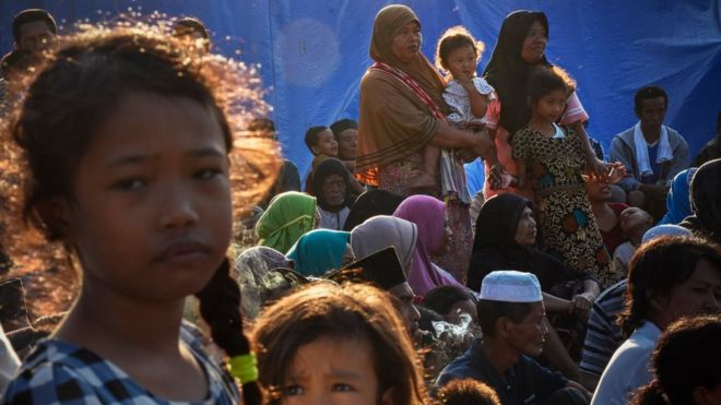 Gempa Lombok: Menangani bencana 'berjibaku 24 jam' di tengah gempa susulan