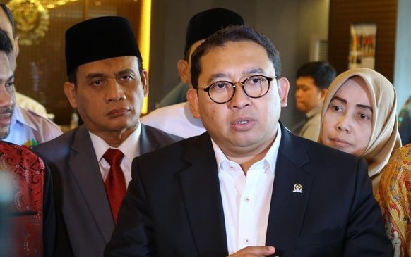 Fadli Zon Yakin Sri Mulyani Kalah Debat soal Utang Negara