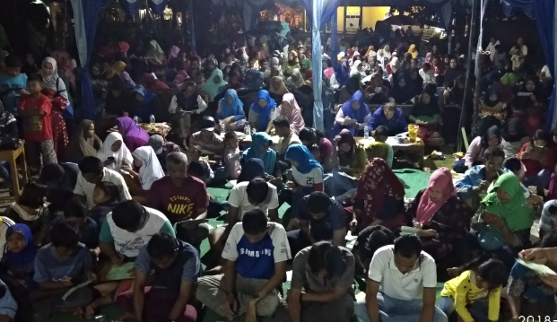 Lautan Manusia Memadati Lokasi Kampanye Firdaus - Rusli