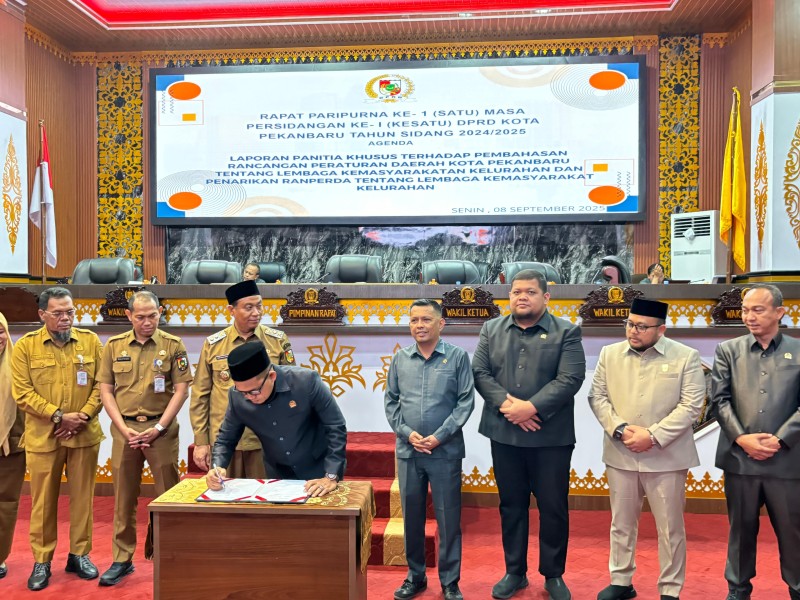 Ranperda LKK Gugur di Tengah Jalan, Nasib RT/RW Pekanbaru Terkatung-katung