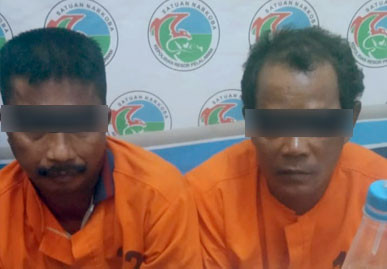 Dua Pelaku Pengedar Sabu Ditangkap di Pelalawan
