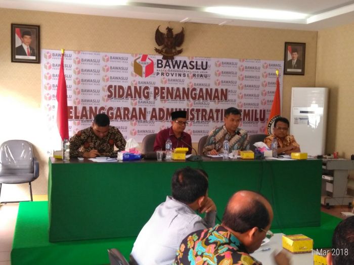 Satpol PP Riau Tak Punya Anggaran Tertibkan APK Calon Gubernur
