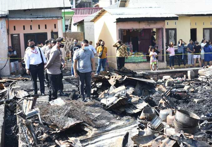 9 Unit Rumah Kontrakan di Kampung Dalam Ludes Dilalap si Jago Merah