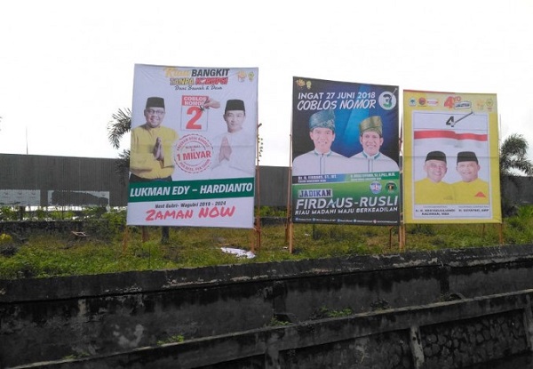 Pemasangan APK Resmi KPU Baliho Paslon Nomor 1 Belum Terpasang di Purna MTQ