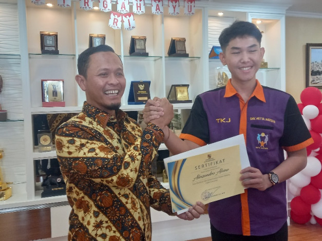 Siswa SMK Pekanbaru Bobol Sistem NASA, Dapat Penghargaan dari Walikota Agung Nugroho