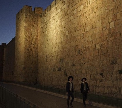 Israel Gelar Pawai Bendera di Yerusalem, Bisa Bentrok dengan Palestina