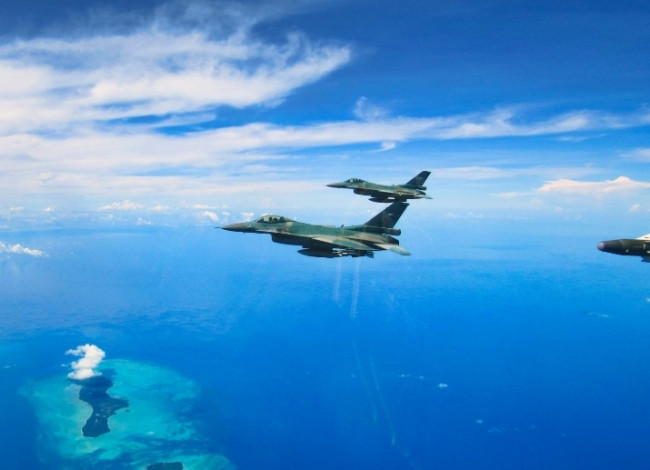 Lanud Roesmin Nurjadin Kerahkan Flight F-16 untuk Operasi Penegakan Hukum dan Pengamanan Udara