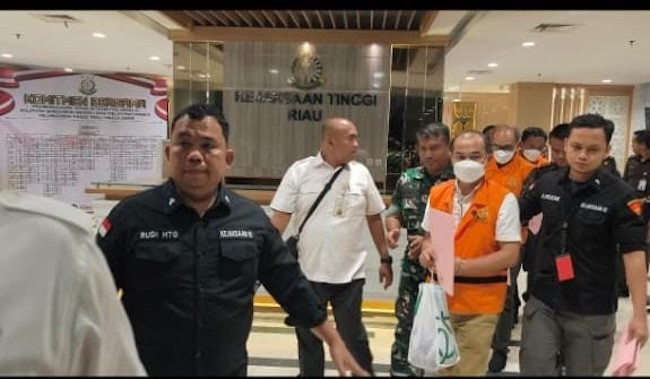 Mangkrak dan Rugikan Negara Rp12,5 Miliar, Proyek Pelabuhan Lukit Seret 3 Tersangka