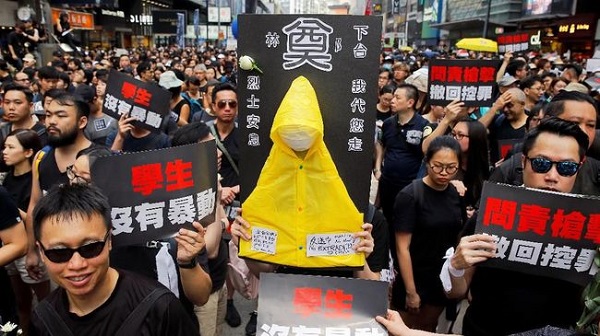 Penduduk Hong Kong Kembali Demo Desak Pemimpin Mundur