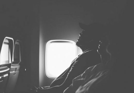 Wanita Ini Merokok di Kabin dan Ancam Ledakkan Pesawat