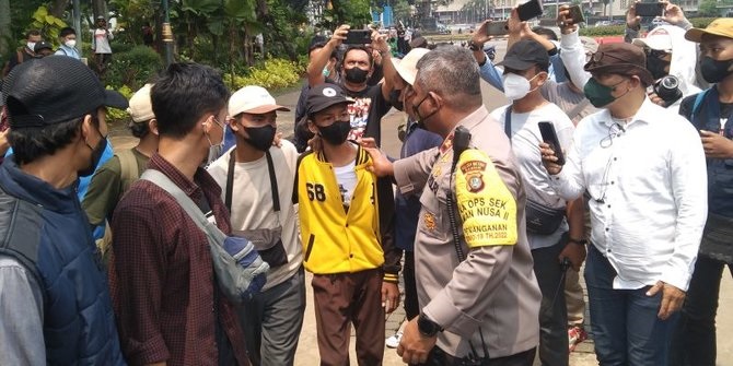 Demo 11 April, Polisi Amankan Puluhan Pelajar SMA dan Remaja di Monas