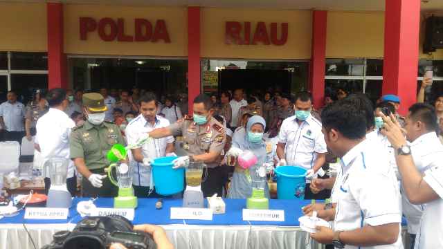 40Kg Sabu, 163.000 Ekstasi Serta 12Kg Ganja Dimusnahkan Polda Riau