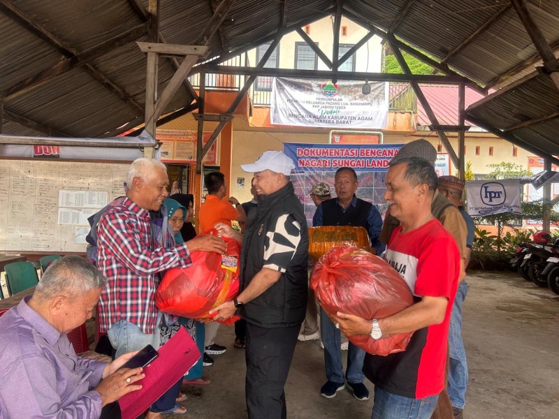 Alumni APDN Pekanbaru Purna Bhakti Bantu Warga Terdampak Bencana di Kabupaten Agam