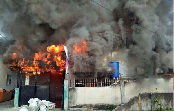 Kebakaran Hanguskan 3 Unit Rumah di Padang Bulan
