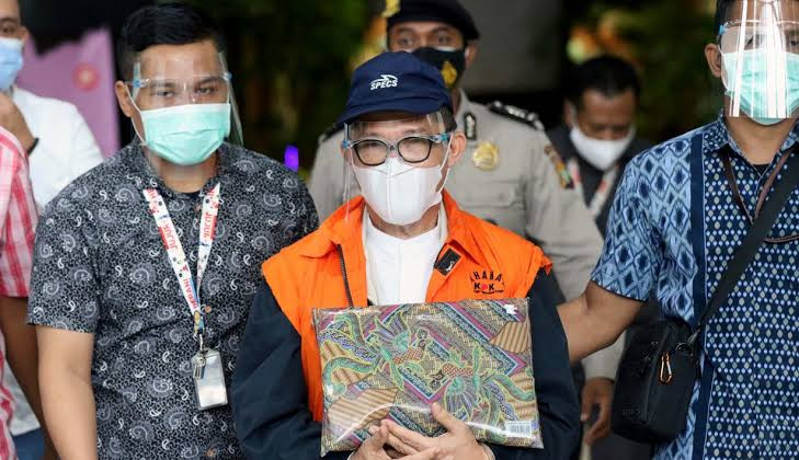 KPK Pindahkan Zulkifli AS ke Rutan Klas I Pekanbaru