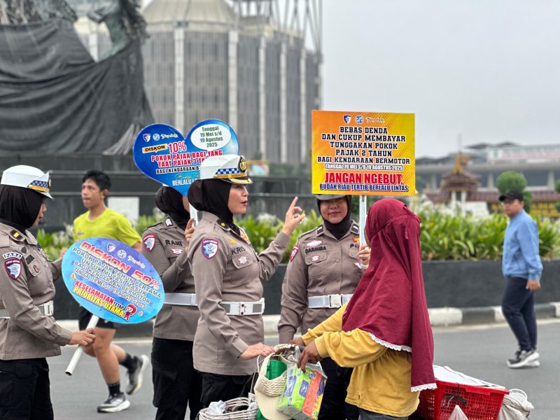 Hari Lahir Pancasila, Ditlantas Polda Riau Kampanyekan Keselamatan Lalu Lintas di CFD Pekanbaru