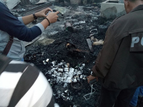 Sadis! MH Biarkan Istri dan Dua Anaknya Terbakar Dalam Toko, Pembantu Ikut Jadi Korban