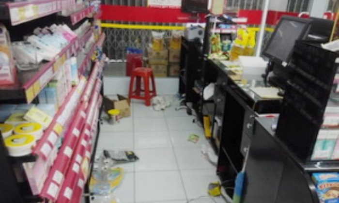 Layani Konsumen, Seorang Ibu - ibu Diduga Maling Larikan Uang Rp 950ribu