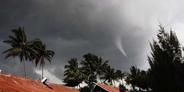 Dampak Cuaca Ekstrem, Angin Puting Beliung Masih Berpotensi Terjadi di Pekanbaru
