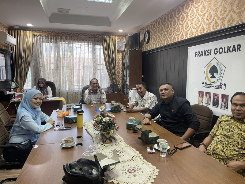 Fraksi Golkar Janji Bantu Warga Griya Tika Utama, Perbaikan Jalan Jadi Prioritas