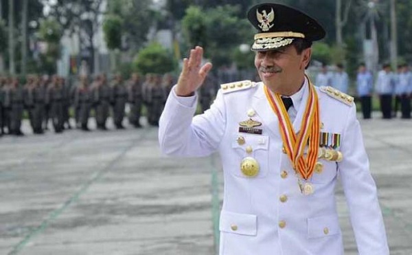 Ternyata Tidak Semua Bupati Patuh Kepada Gubernur Riau