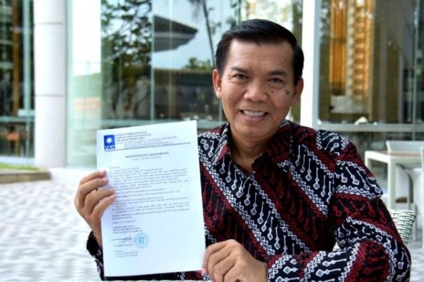 Aneh, Firdaus Itu Suka Sekali Buat Orang Terkejut